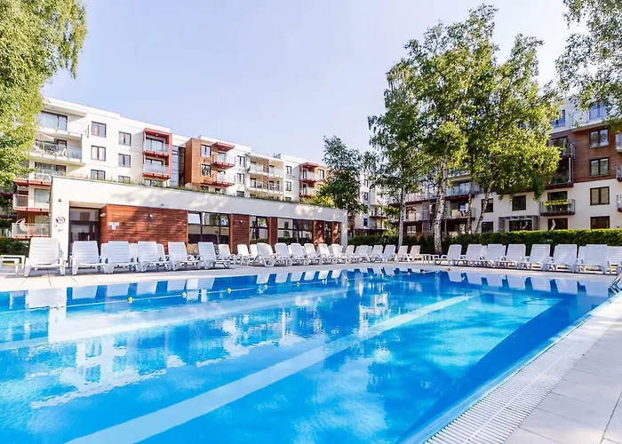 Apartament pomarańczowy z basenem,sauną-blisko morza.